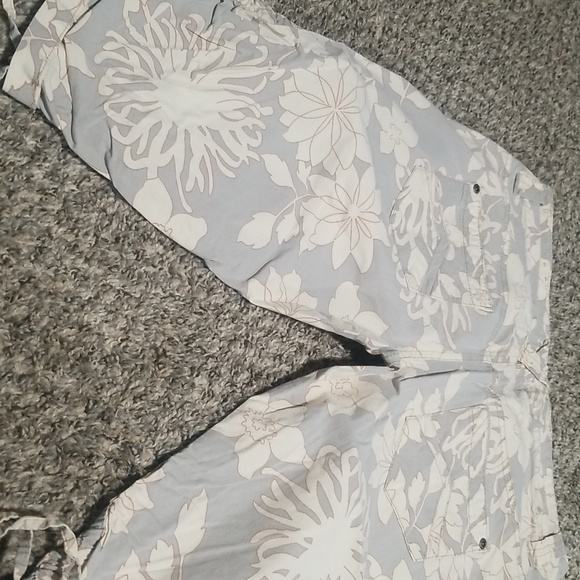 Plugg Jean's size 5 capris - Picture 1 of 3